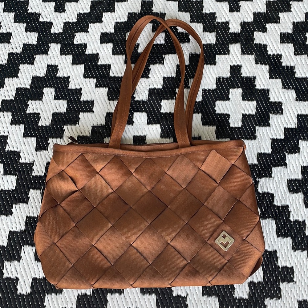 MAGGIE BAGS Recycled Seatbelt Purse - Original